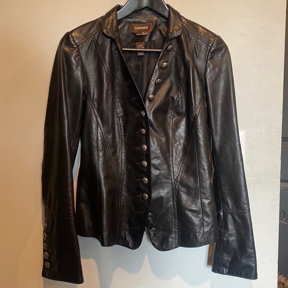 Authentic vintage 90s Danier Leather women’s fitted jacket - Picture 2 of 10